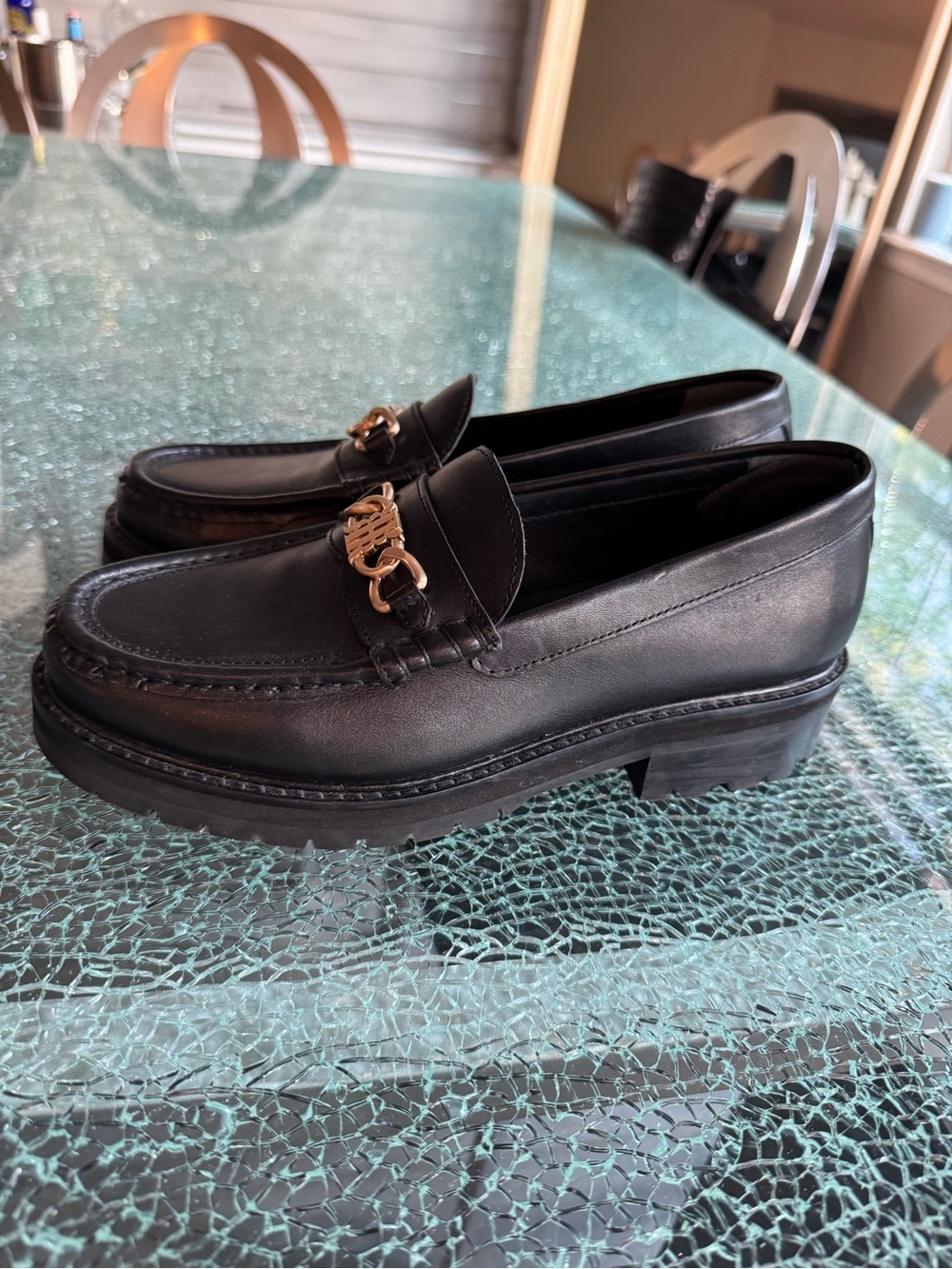 Reiss women Black Leather Slip-On Loafers with Gold Tone Hardware 7 - Picture 4 of 9